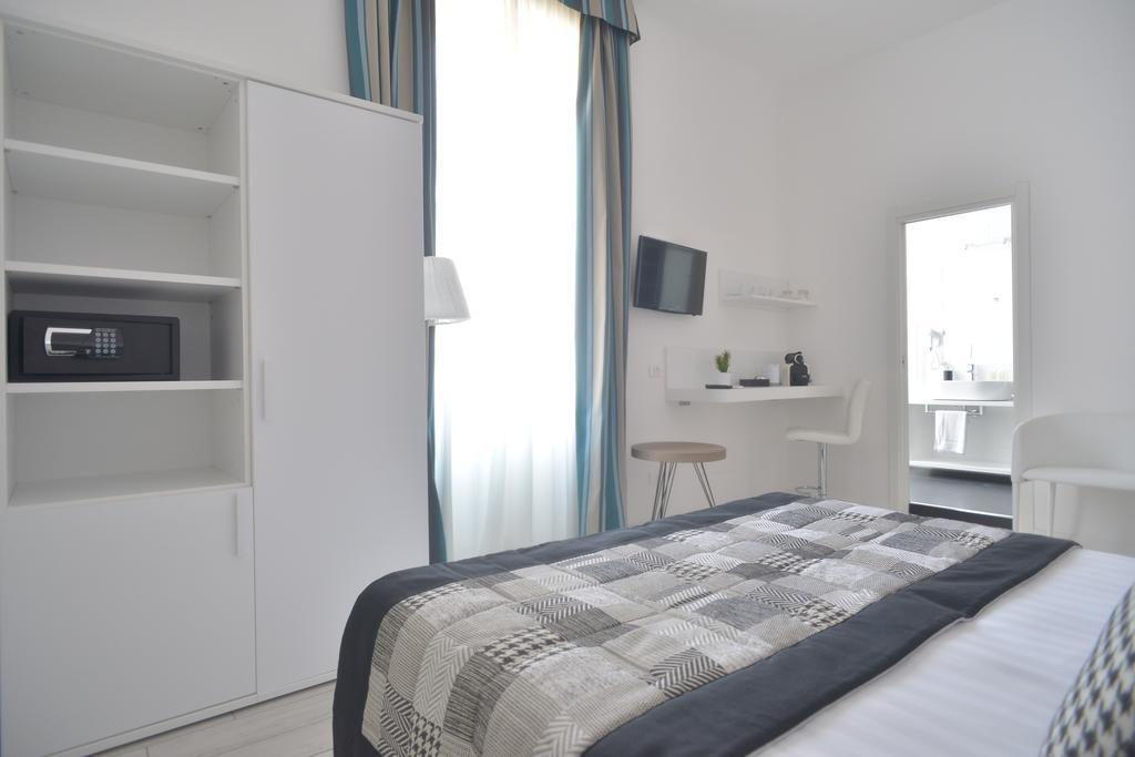 Lata Luxury Rooms Roma Habitación foto